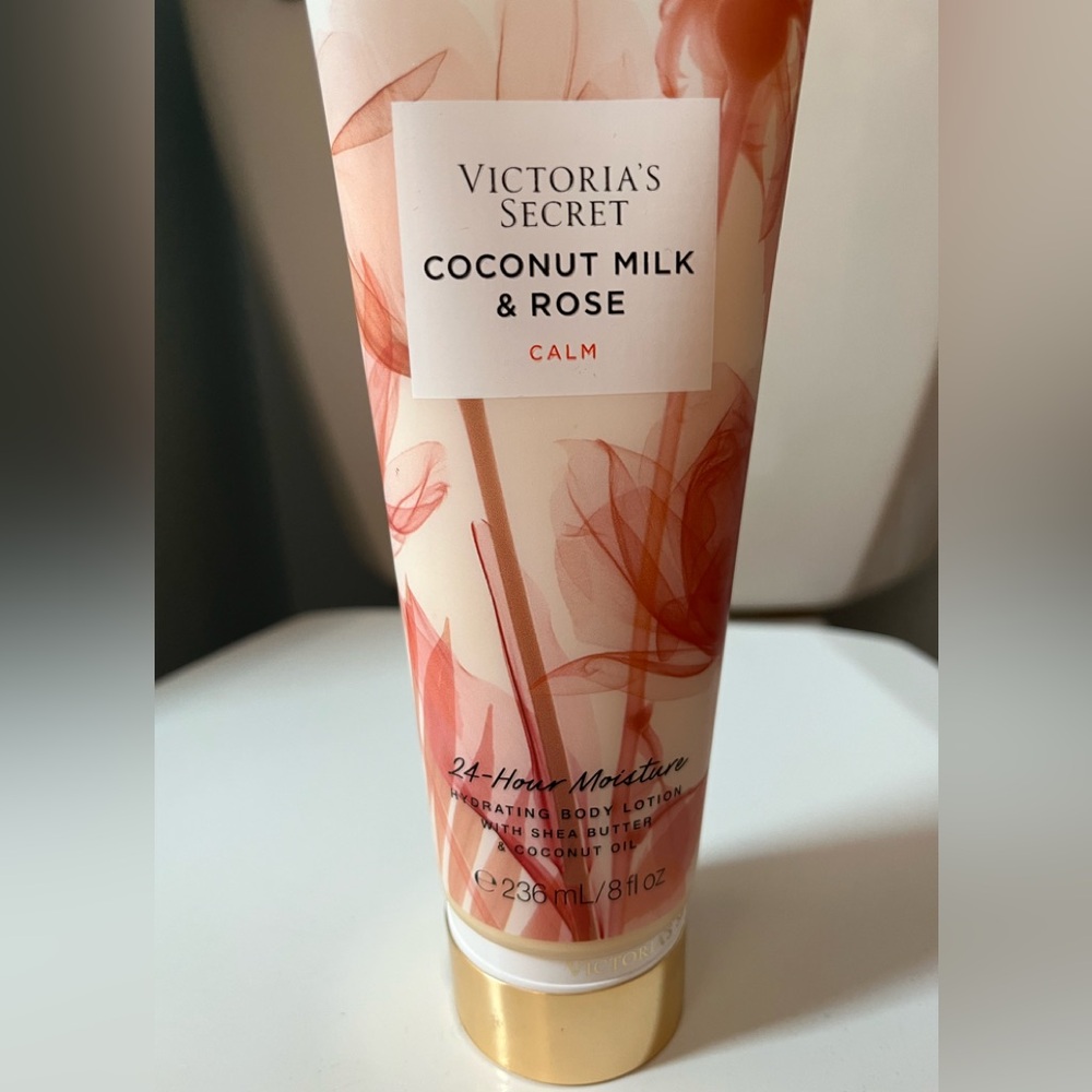 Victoria's Secret Calm Coconut Milk & Rose Body Lotion